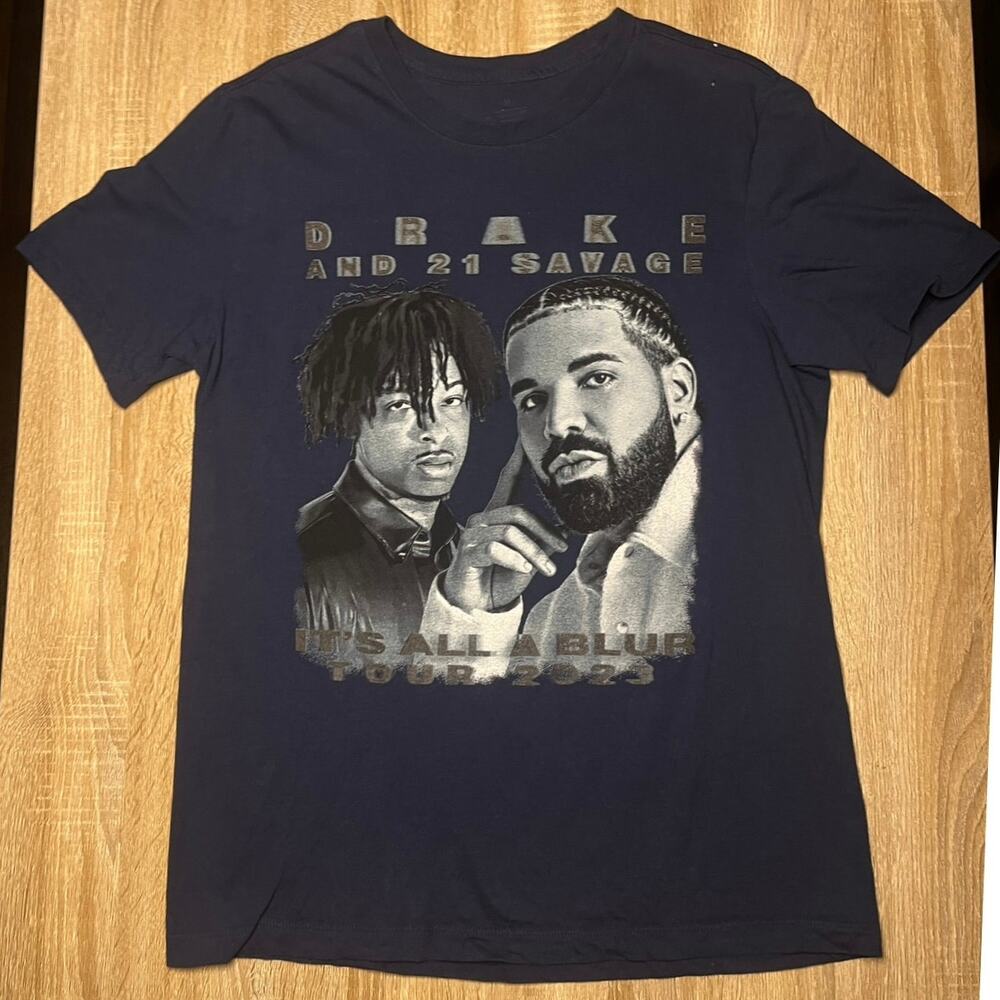Drake 21 Savage It's All a Blur Tour 2023 Blue TShirt Medium